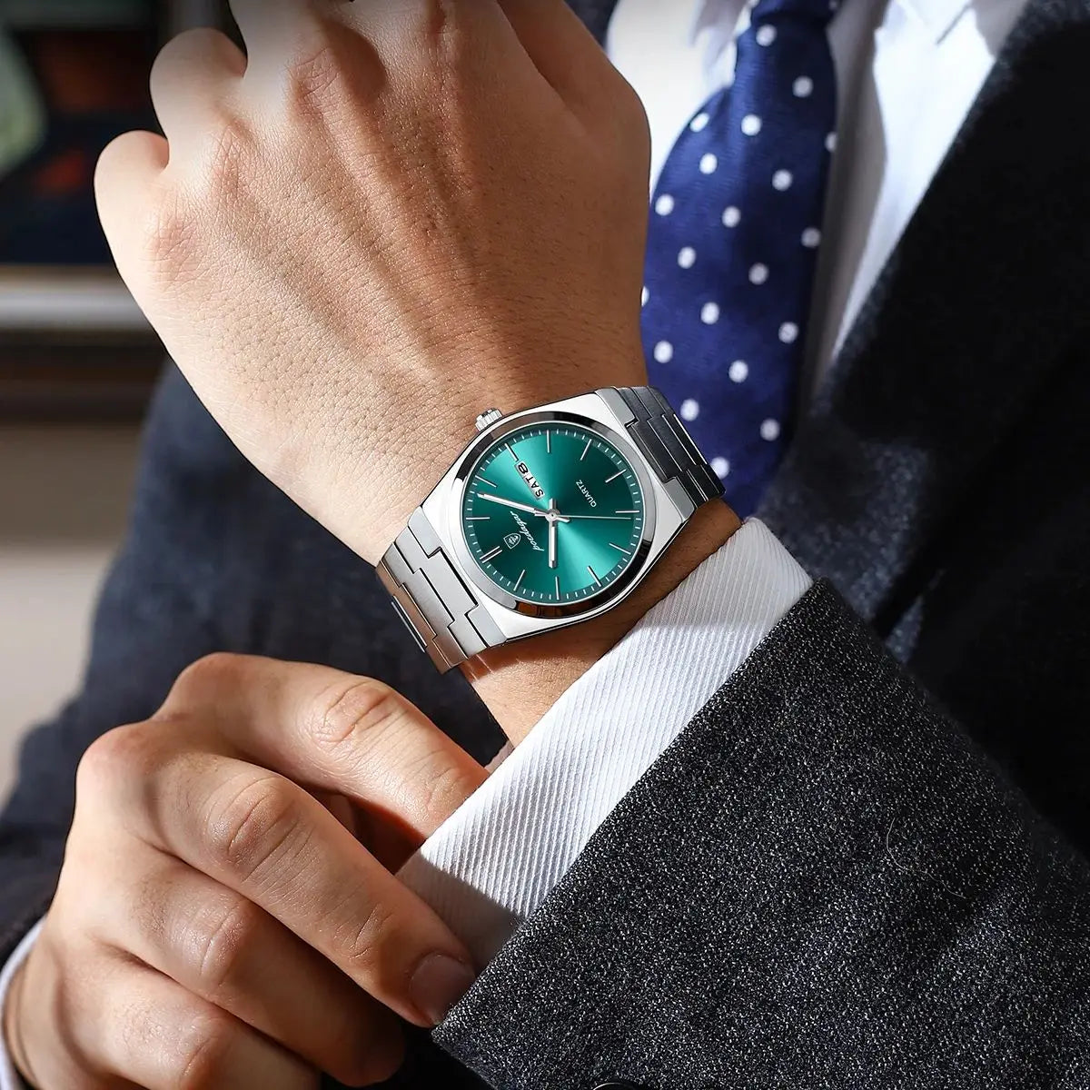 ChronoForge™ – Men’s Luxury Sport Watch | Waterproof & Luminous